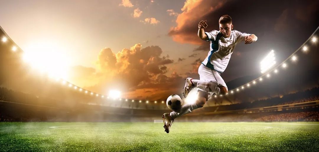 首秀惊艳！江苏外援爱德华兹&亨特合砍51分